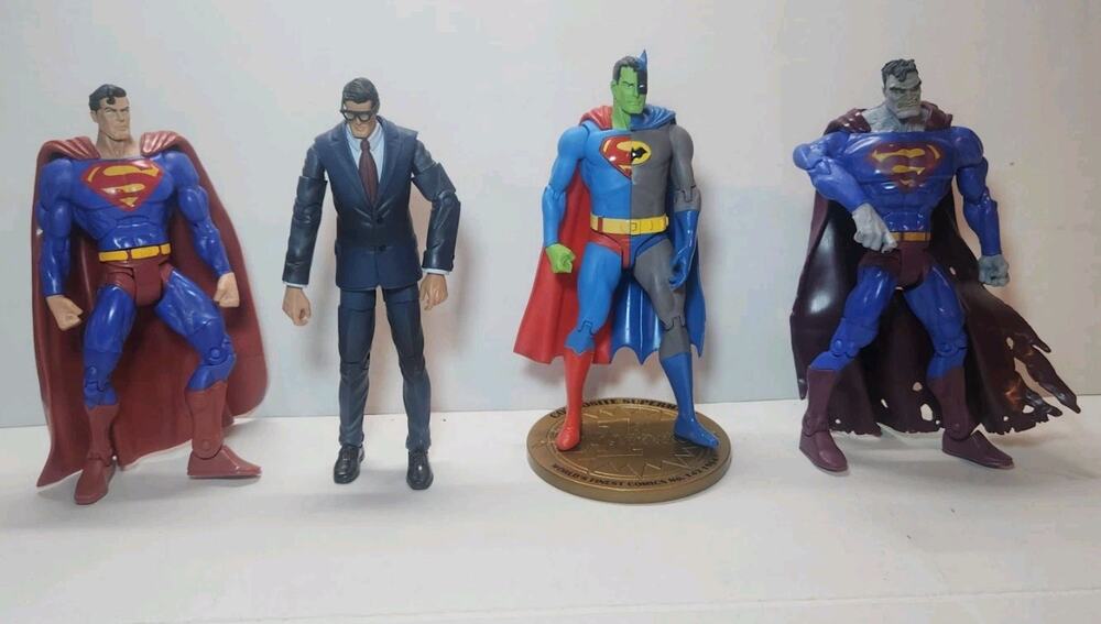 Lot Of 4 Superman Heroes Action Figures - DC